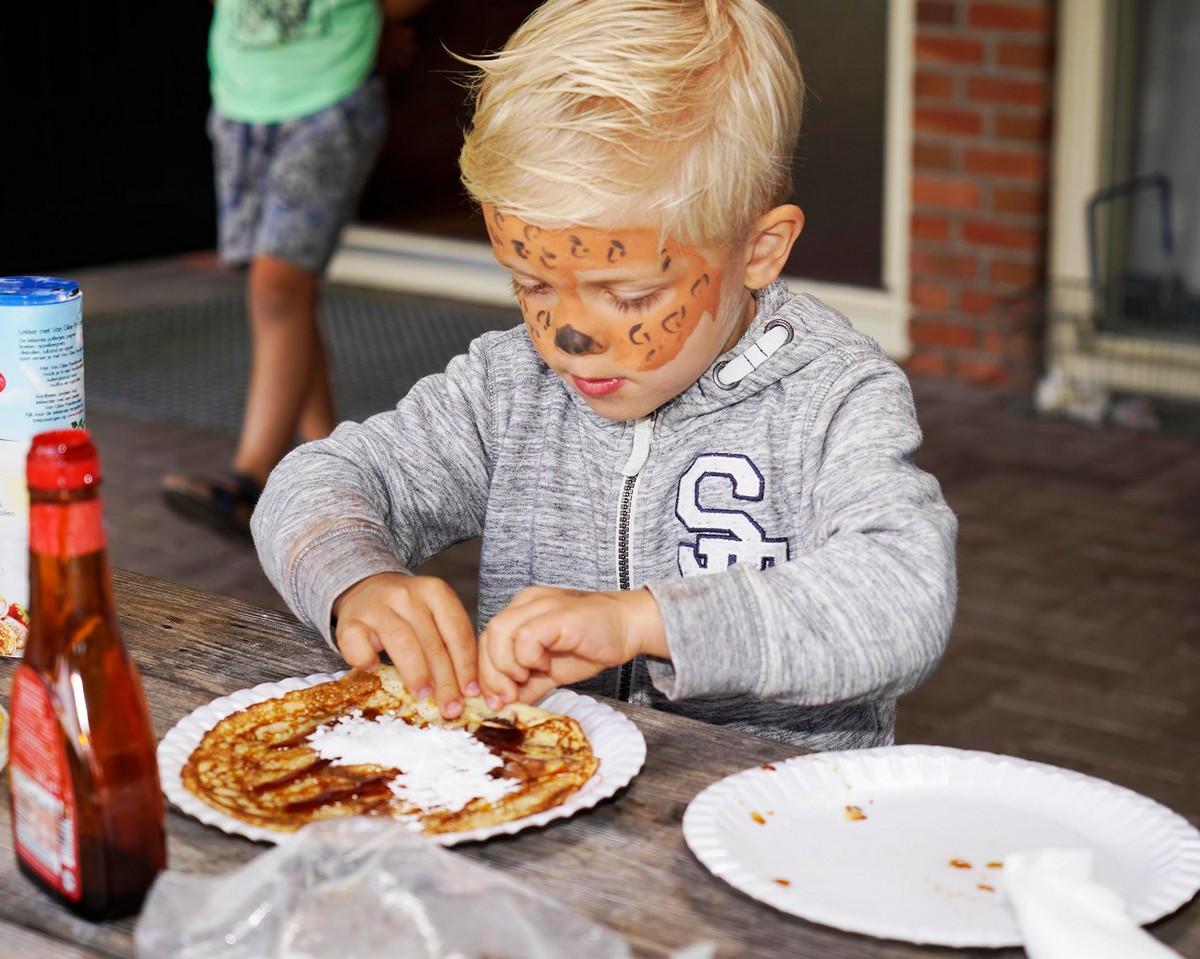 Pannenkoeken eten